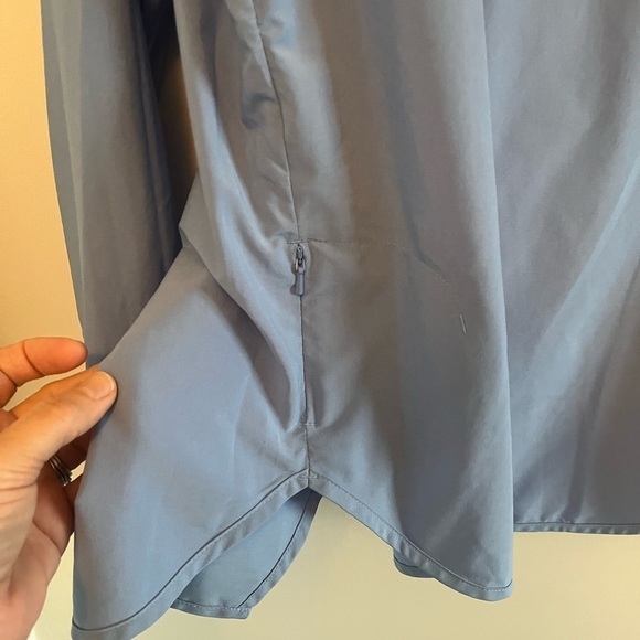 Columbia light blue top long sleeve rash guard Split back Women’s M - Picture 6 of 9